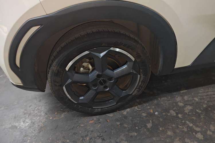 Used BYD Seagull 2023 Flying Edition Right Rear Wheel Hub