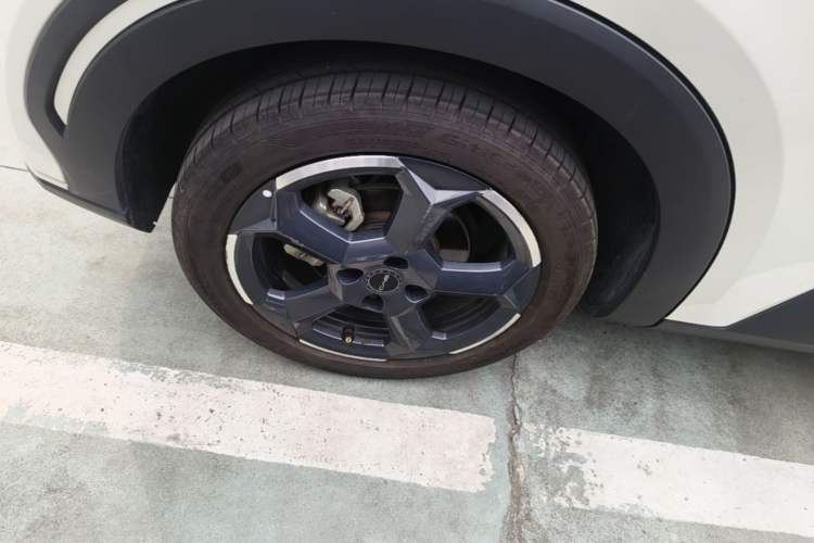 Used BYD Seagull 2023 Flying Edition Right Rear Wheel Hub