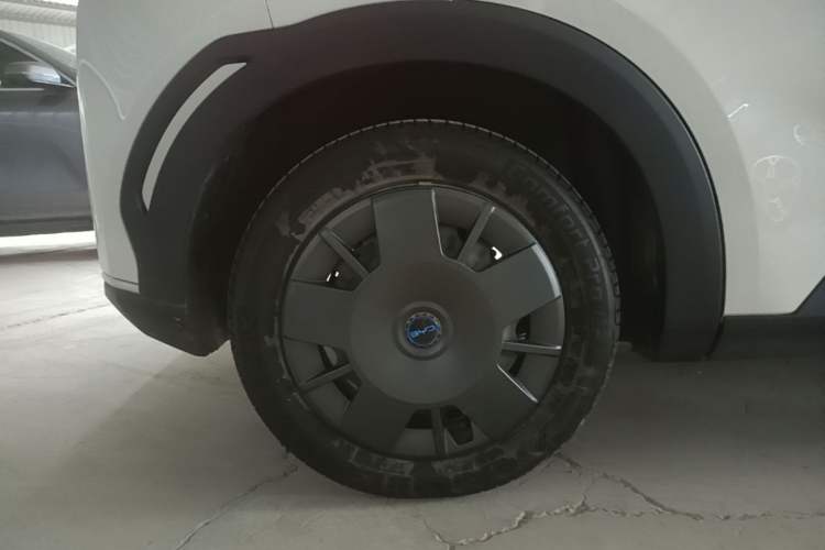 Used BYD Seagull 2023 Active Version Right Rear Wheel Hub