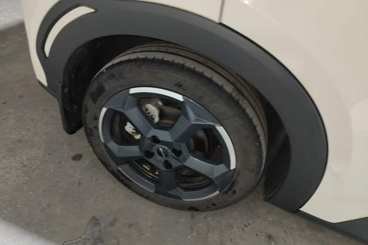Used BYD Seagull 2023 Free Edition Right Rear Wheel Hub