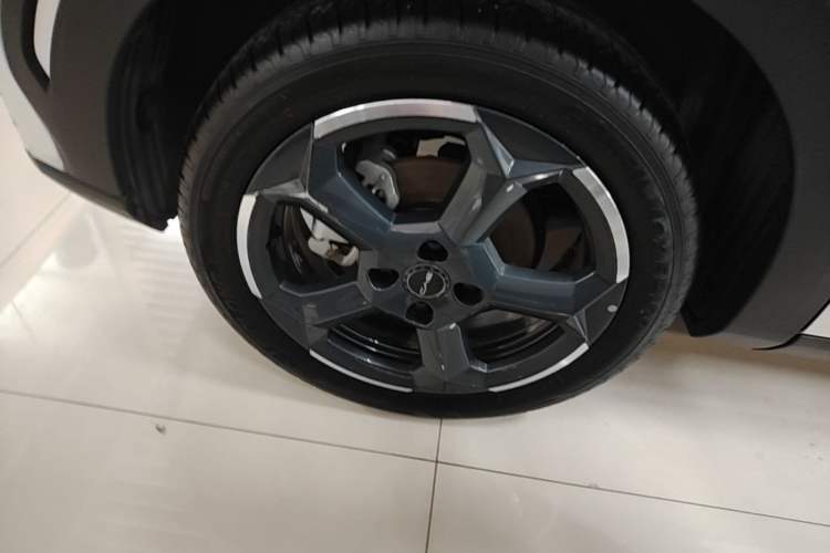 Used BYD Seagull 2023 Free Edition Right Rear Wheel Hub