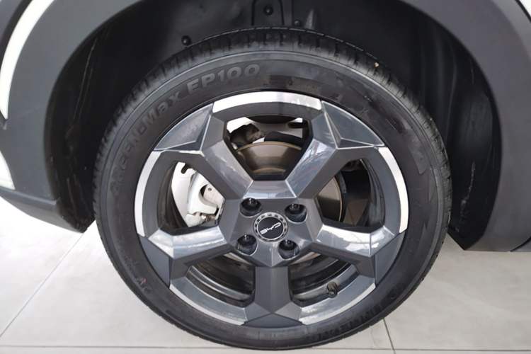 Used BYD Seagull 2023 Free Edition Right Rear Wheel Hub