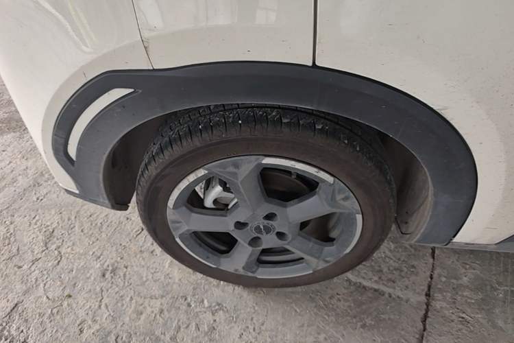 Used BYD Seagull 2023 Flying Edition Right Rear Wheel Hub