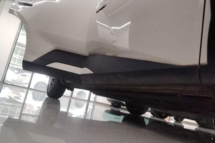 Used BYD Seagull 2023 Free Edition Right Side Sill