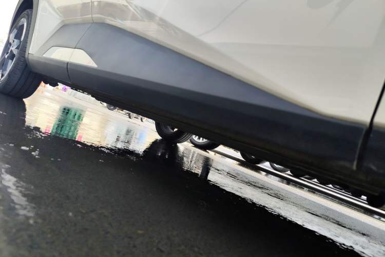 Used BYD Seagull 2023 Free Edition Right Side Sill
