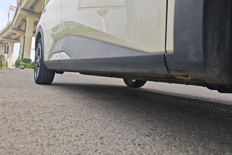 Used BYD Seagull 2023 Free Edition Right Side Sill