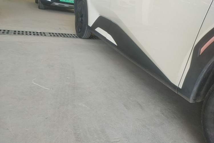 Used BYD Seagull 2023 Active Version Right Side Sill