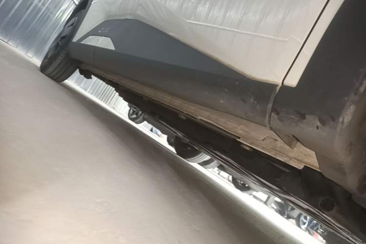 Used BYD Seagull 2023 Active Version Right Side Sill