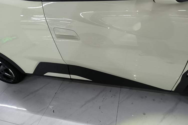 Used BYD Seagull 2023 Flying Edition Right Side Sill