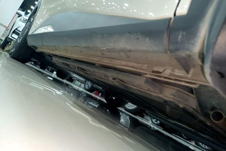 Used BYD Seagull 2023 Flying Edition Right Side Sill