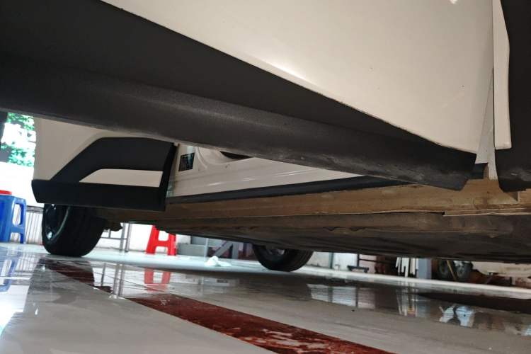 Used BYD Seagull 2023 Flying Edition Right Side Sill