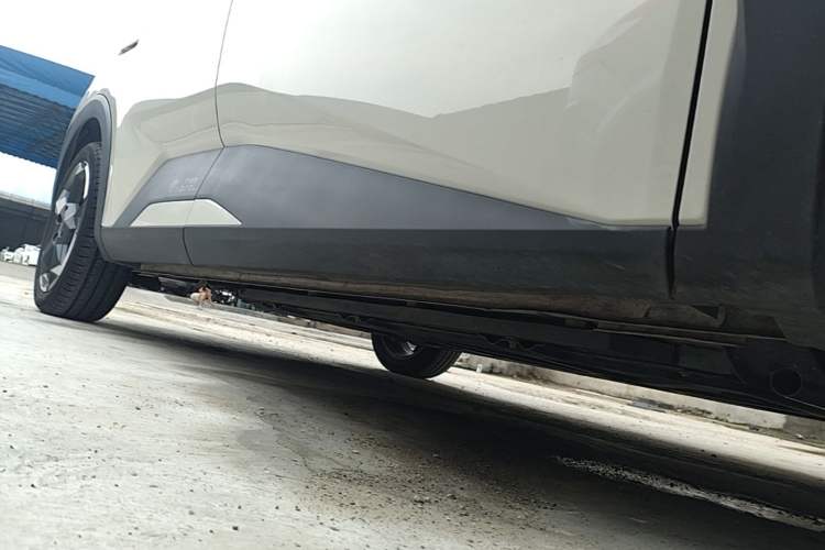 Used BYD Seagull 2023 Free Edition Right Side Sill