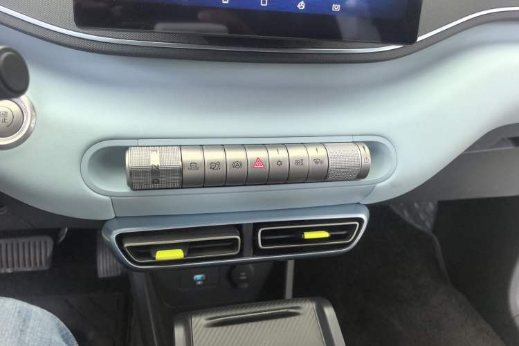 Used BYD Seagull 2023 Active Version Audio And AC Panel