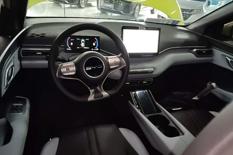 Used BYD Seagull 2023 Flying Edition Center Console