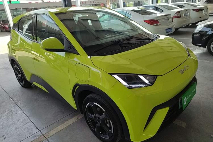 Used BYD Seagull 2023 Flying Edition Front Right 45 Deg