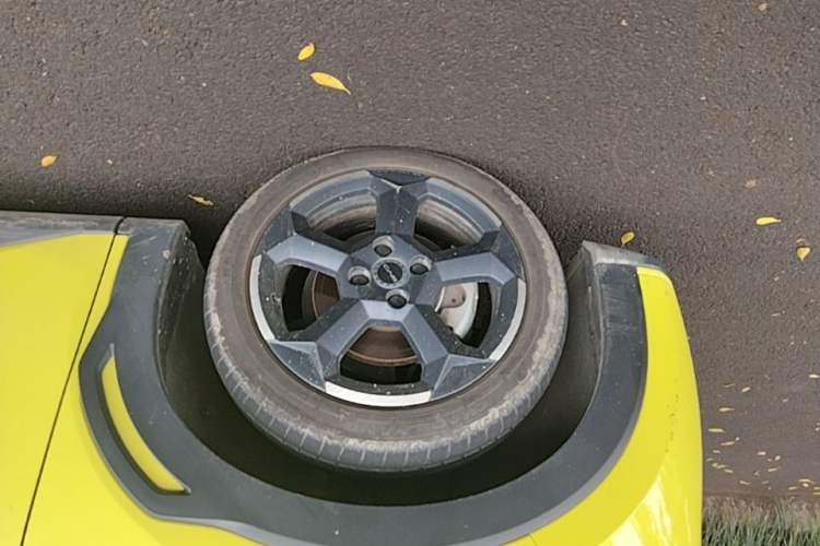 Used BYD Seagull 2023 Flying Edition Left Front Wheel Hub