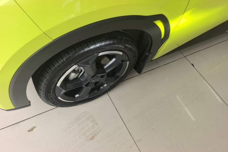 Used BYD Seagull 2023 Flying Edition Left Front Wheel Hub