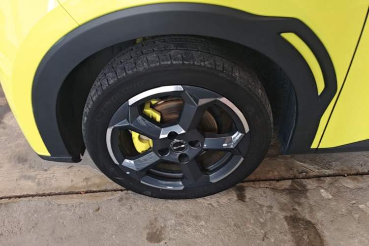 Used BYD Seagull 2023 Flying Edition Left Front Wheel Hub