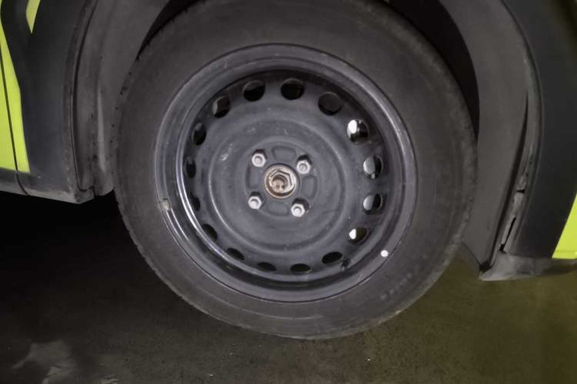 Used BYD Seagull 2023 Active Version Right Front Wheel Hub