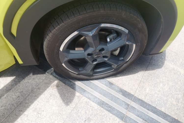 Used BYD Seagull 2023 Free Edition Right Front Wheel Hub