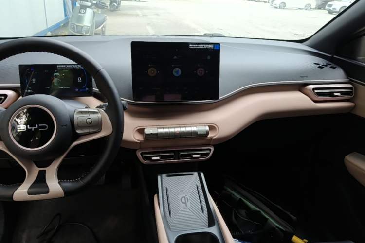 Used BYD Seagull 2024 Honor Edition 405km Flying Version Audio And AC Panel