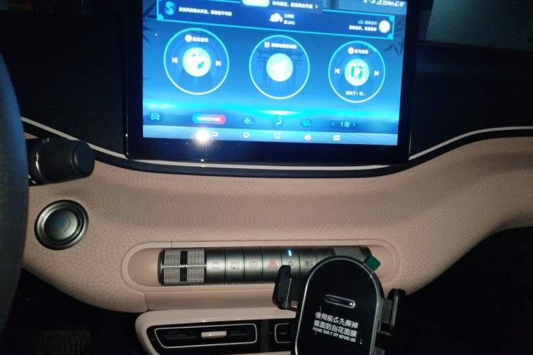 Used BYD Seagull 2024 Honor Edition 305km Dynamic Version Audio And AC Panel