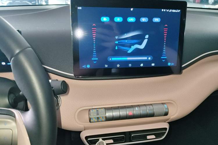 Used BYD Seagull 2024 Honor Edition 405km Flying Version Audio And AC Panel