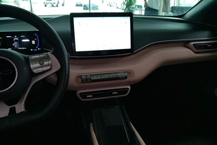 Used BYD Seagull 2024 Honor Edition 305km Dynamic Version Audio And AC Panel