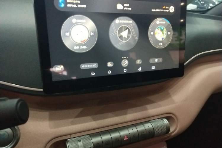 Used BYD Seagull 2024 Honor Edition 305km Dynamic Version Audio And AC Panel