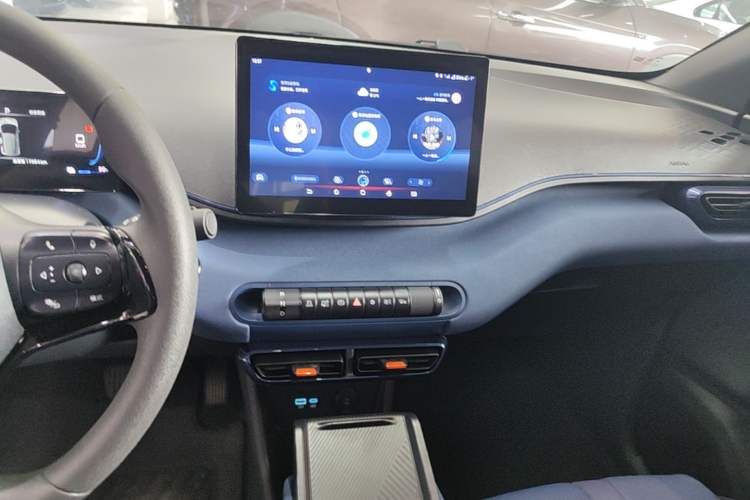 Used BYD Seagull 2024 Honor Edition 305km Dynamic Version Audio And AC Panel