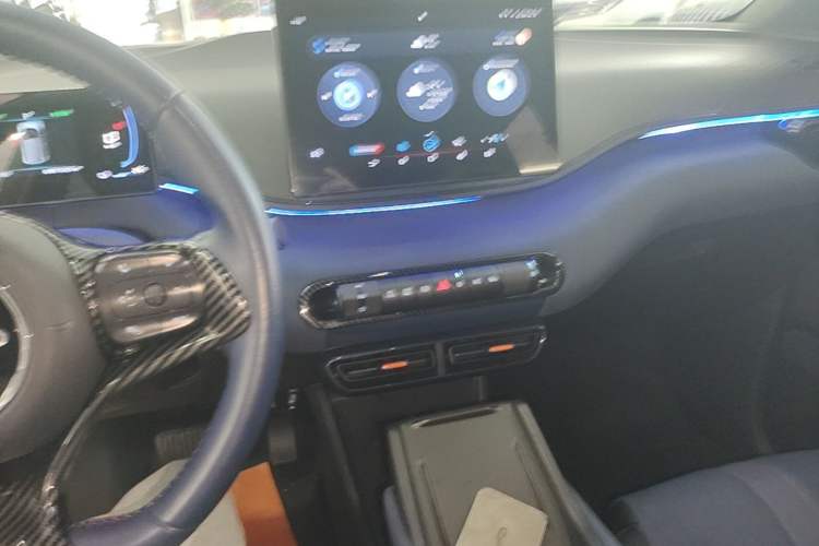 Used BYD Seagull 2024 Honor Edition 405km Flying Version Audio And AC Panel