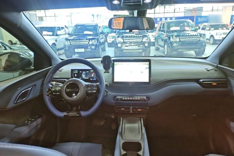 Used BYD Seagull 2024 Honor Edition 305km Freedom Version Center Console