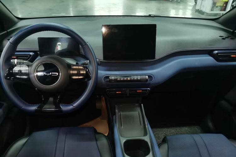Used BYD Seagull 2024 Honor Edition 405km Flying Version Center Console