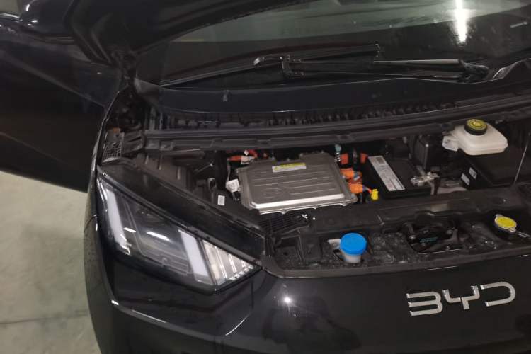 Used BYD Seagull 2024 Honor Edition 305km Freedom Version Engine Bay Right