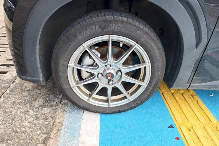 Used BYD Seagull 2024 Honor Edition 305km Dynamic Version Left Front Wheel Hub