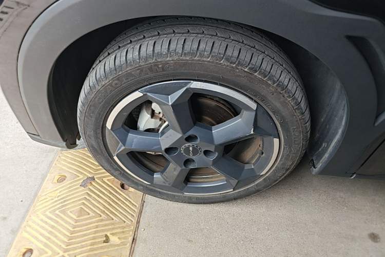Used BYD Seagull 2024 Honor Edition 305km Freedom Version Left Front Wheel Hub