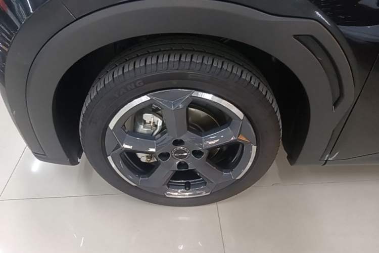 Used BYD Seagull 2024 Honor Edition 305km Freedom Version Left Front Wheel Hub