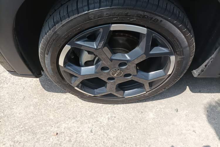 Used BYD Seagull 2024 Honor Edition 305km Freedom Version Left Front Wheel Hub
