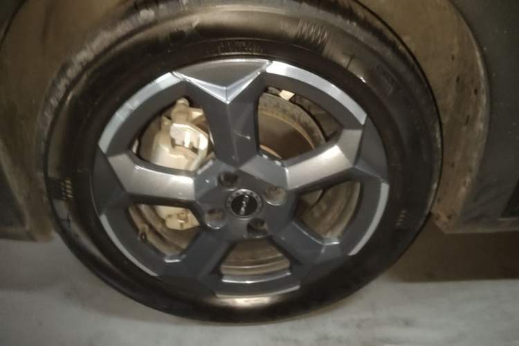 Used BYD Seagull 2024 Honor Edition 305km Freedom Version Left Front Wheel Hub