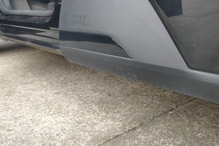 Used BYD Seagull 2024 Honor Edition 305km Dynamic Version Left Side Sill