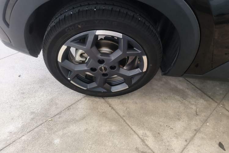 Used BYD Seagull 2024 Honor Edition 305km Freedom Version Right Rear Wheel Hub