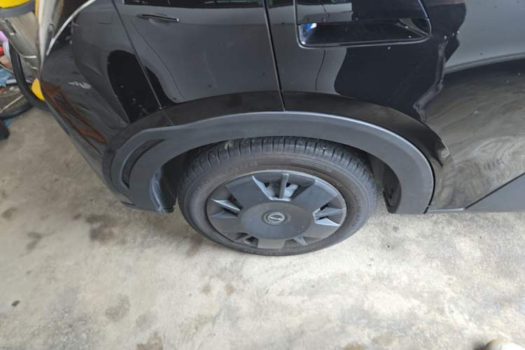 Used BYD Seagull 2024 Honor Edition 305km Freedom Version Right Rear Wheel Hub