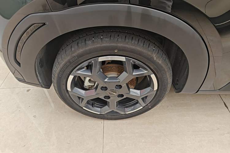 Used BYD Seagull 2024 Honor Edition 305km Freedom Version Right Rear Wheel Hub