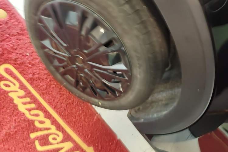 Used BYD Seagull 2024 Honor Edition 305km Dynamic Version Right Rear Wheel Hub