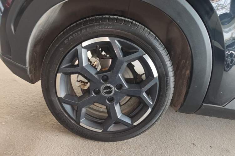 Used BYD Seagull 2024 Honor Edition 305km Freedom Version Right Rear Wheel Hub