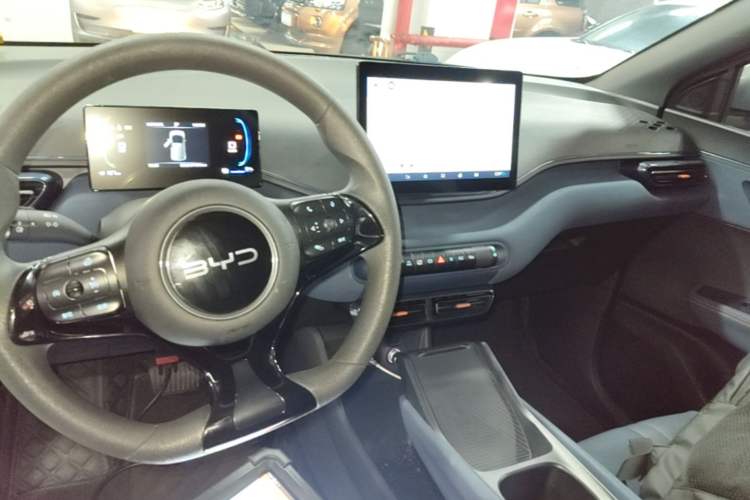 Used BYD Seagull 2024 Honor Edition 305km Dynamic Version Center Console