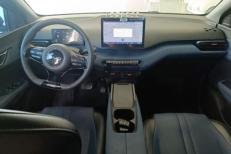 Used BYD Seagull 2024 Honor Edition 305km Dynamic Version Center Console