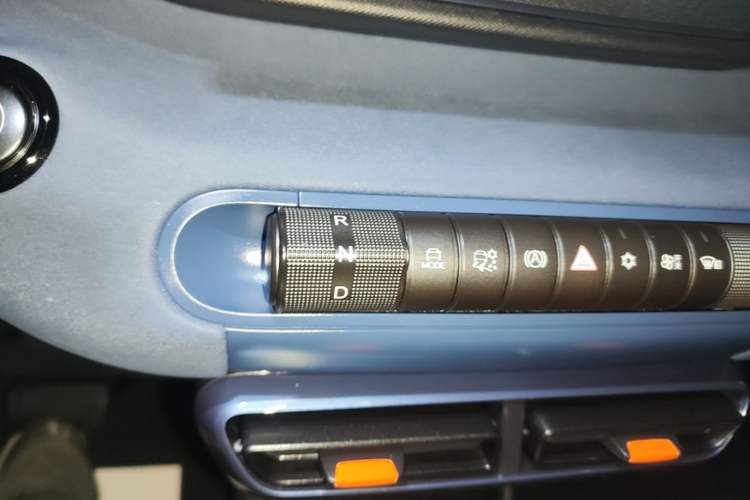 Used BYD Seagull 2024 Honor Edition 305km Freedom Version Gear Lever