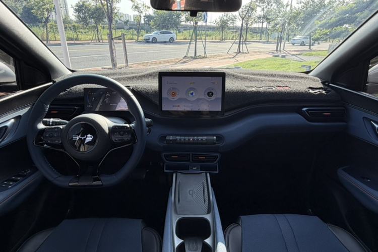 Used BYD Seagull 2024 Honor Edition 305km Freedom Version Interior 3