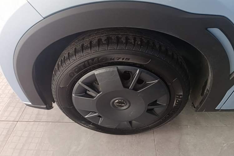 Used BYD Seagull 2024 Honor Edition 305km Dynamic Version Left Front Wheel Hub
